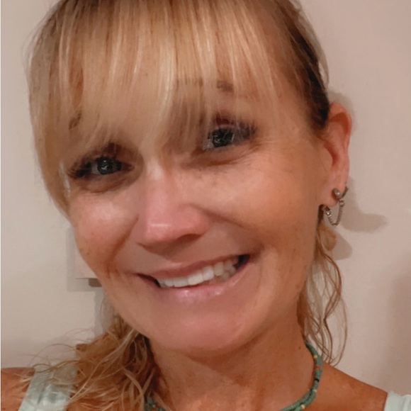 Meet your Posher, Dawn - Picture 10 of 10